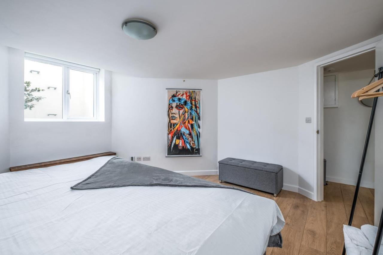 Cosy Flat In Free Parking Area, Next To Bus Stop Brighton Bagian luar foto