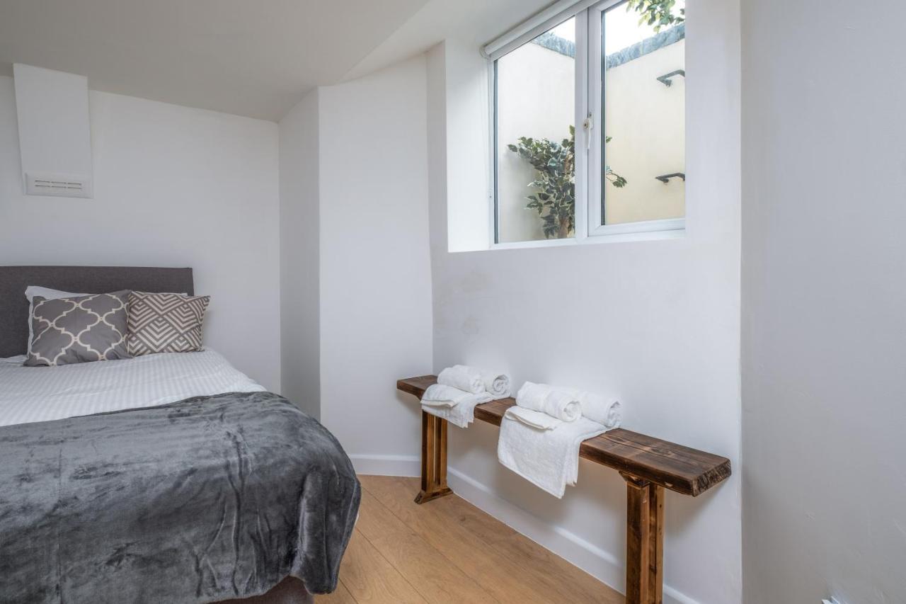Cosy Flat In Free Parking Area, Next To Bus Stop Brighton Bagian luar foto